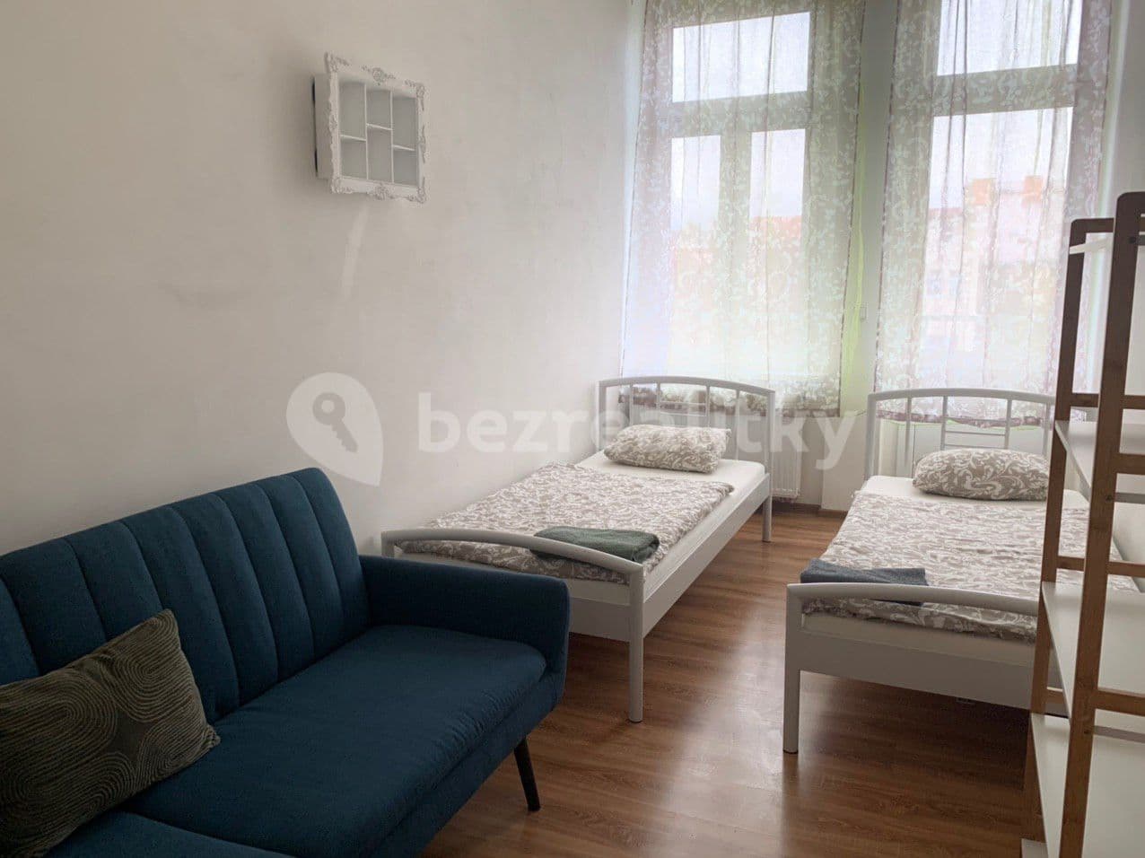 Pronájem bytu  65 m², Ruská, Teplice, Ústecký kraj