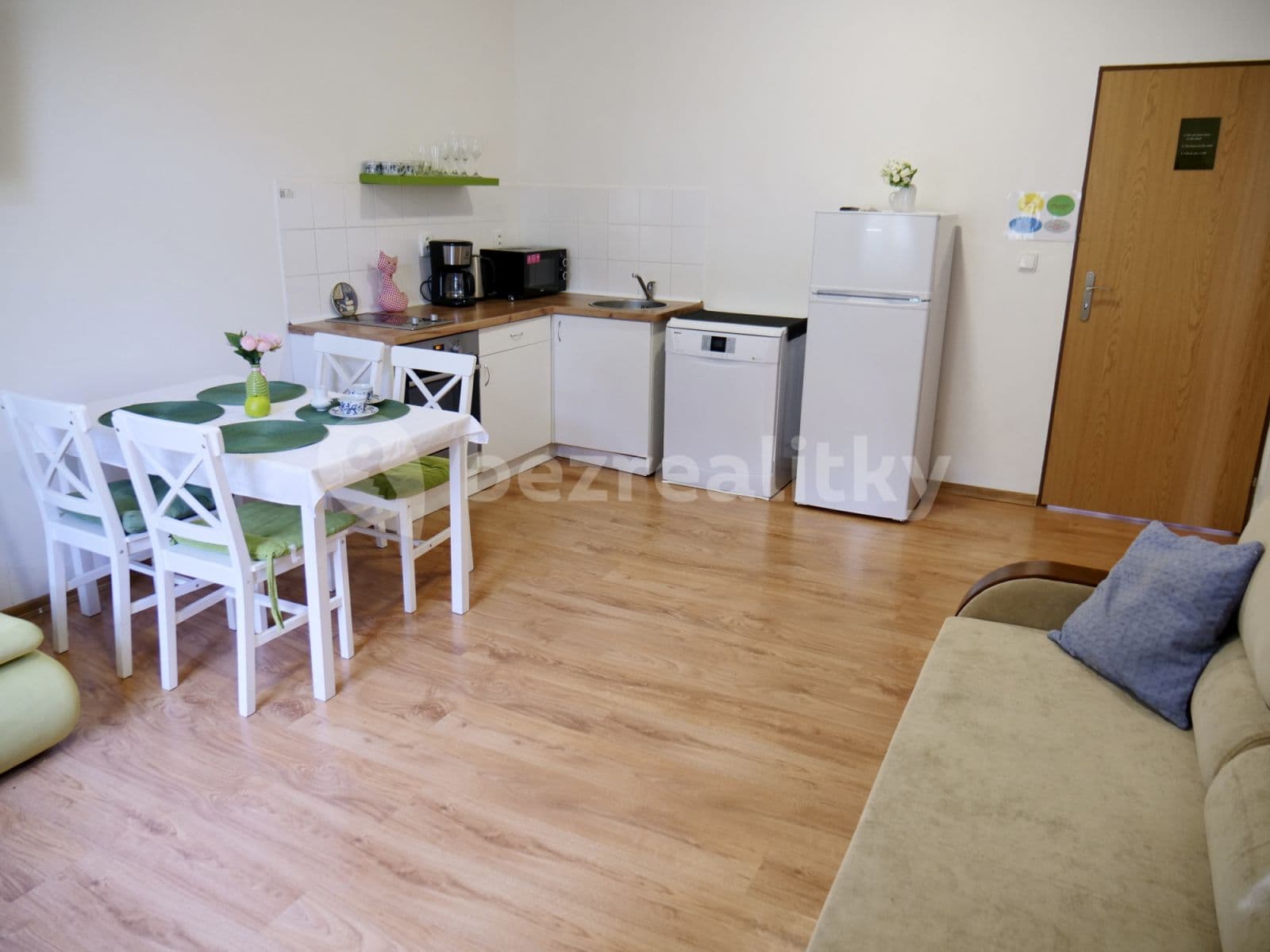 Pronájem bytu  59 m², Ruská, Teplice, Ústecký kraj