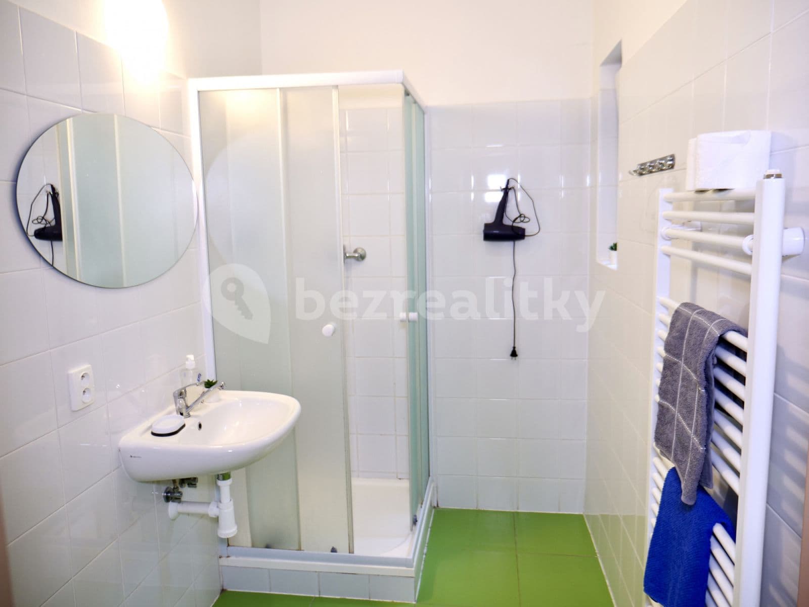 Pronájem bytu  61 m², Ruská, Teplice, Ústecký kraj