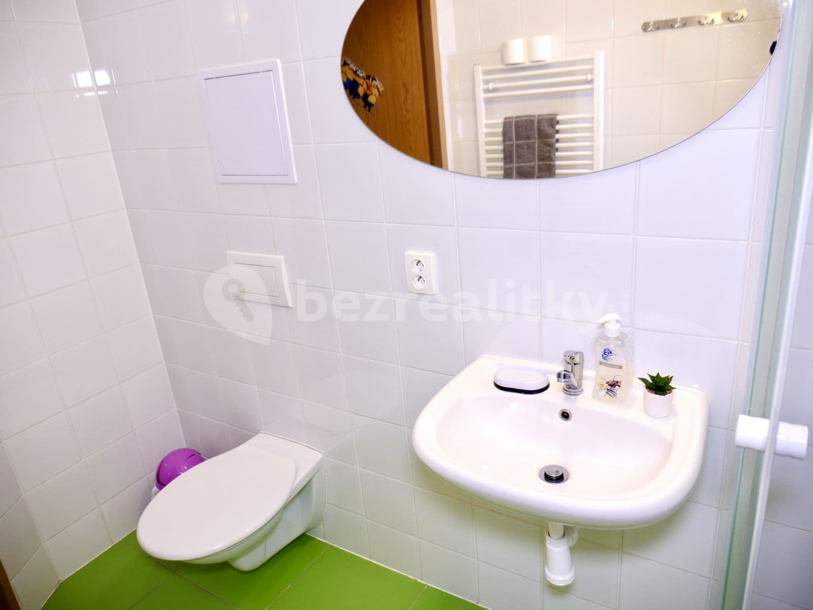Pronájem bytu  61 m², Ruská, Teplice, Ústecký kraj