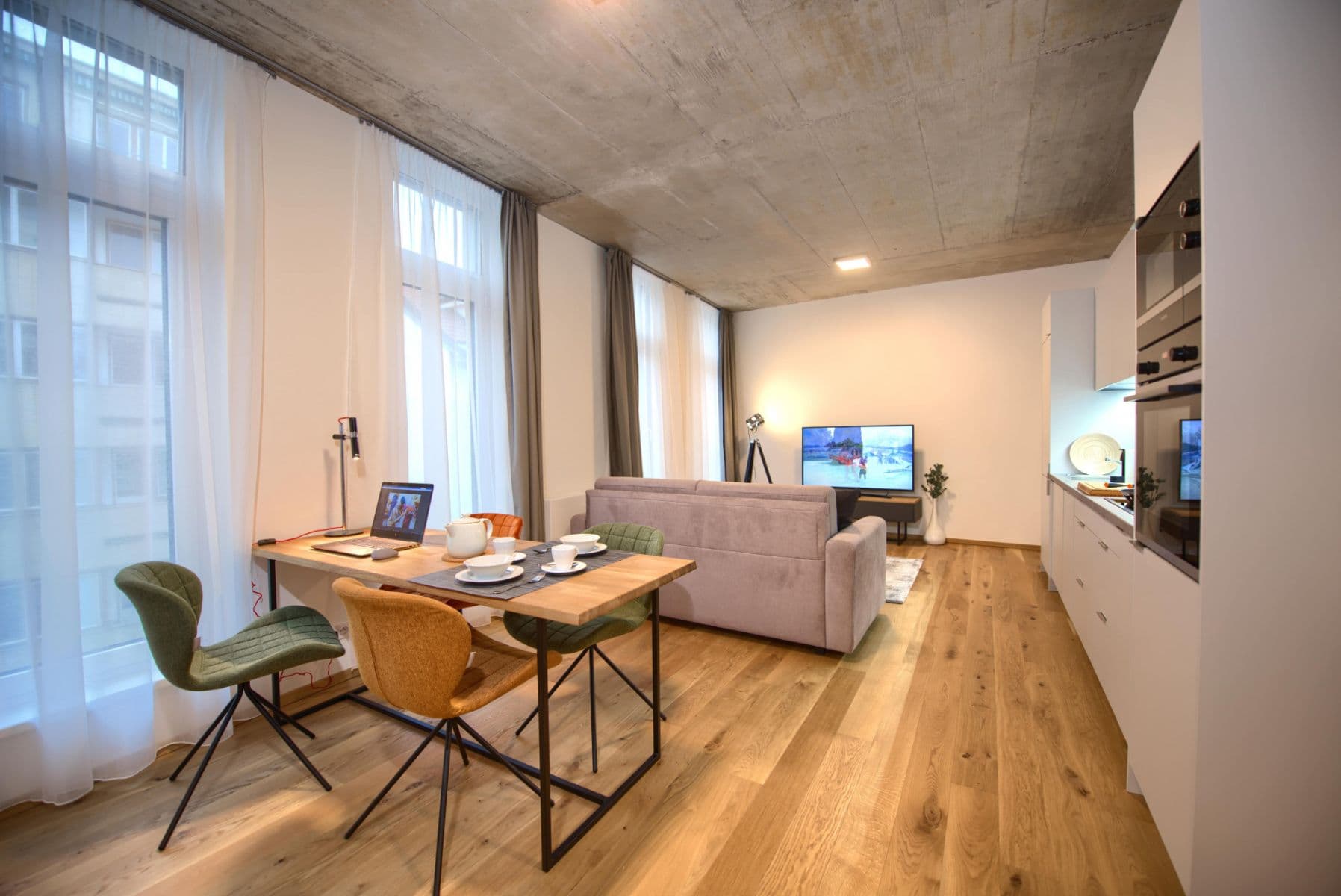 Pronájem bytu  50 m², Soukenická, Praha, Praha