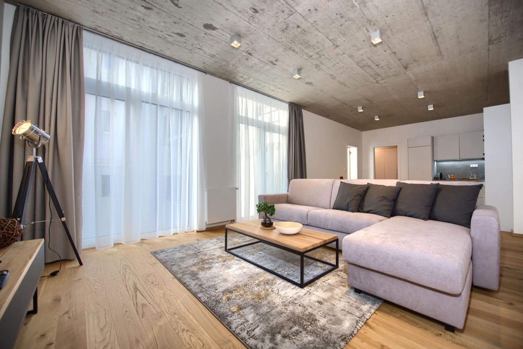 Pronájem bytu  50 m², Soukenická, Praha, Praha