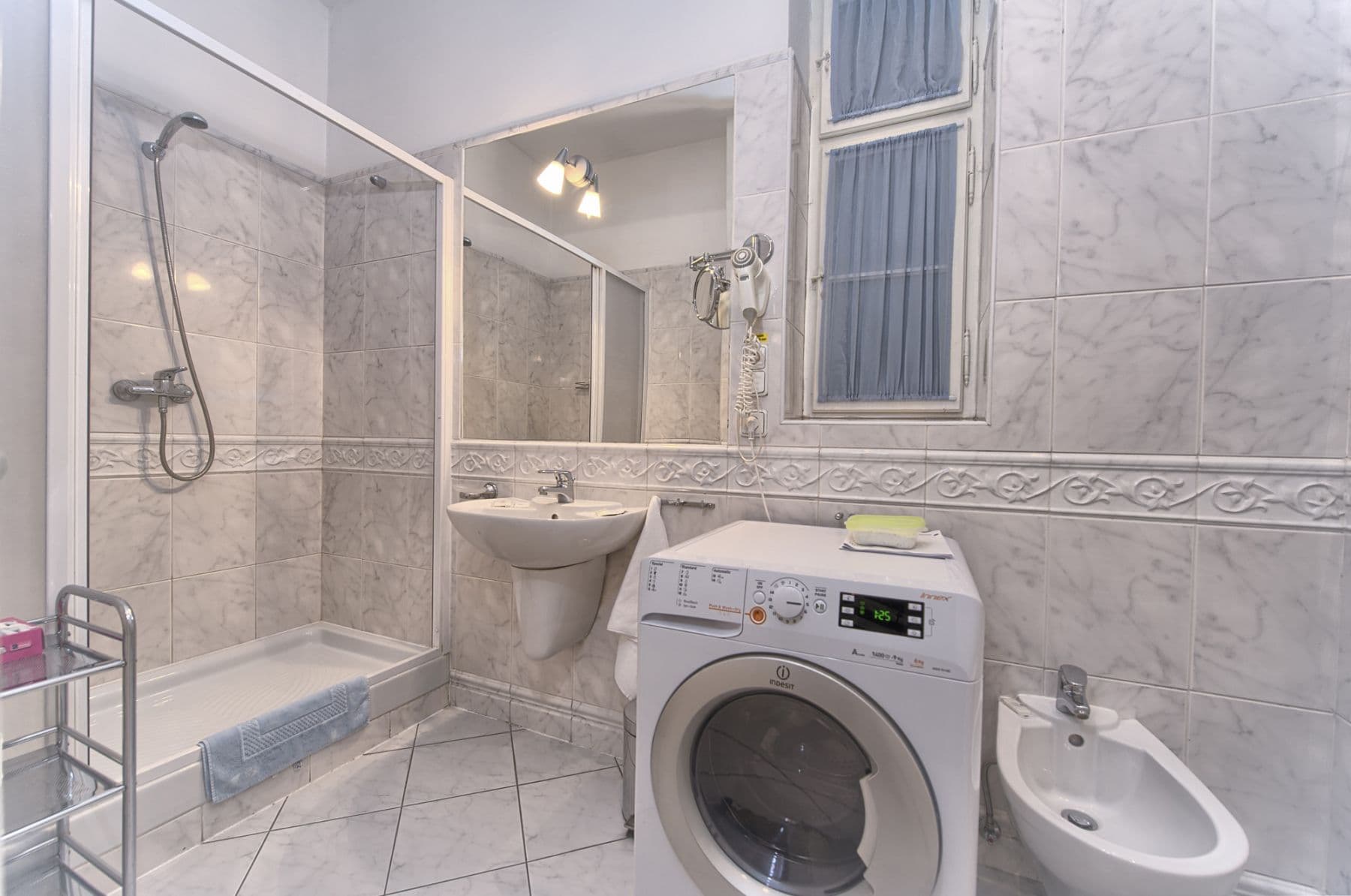 Pronájem bytu  65 m², Masná, Praha, Praha