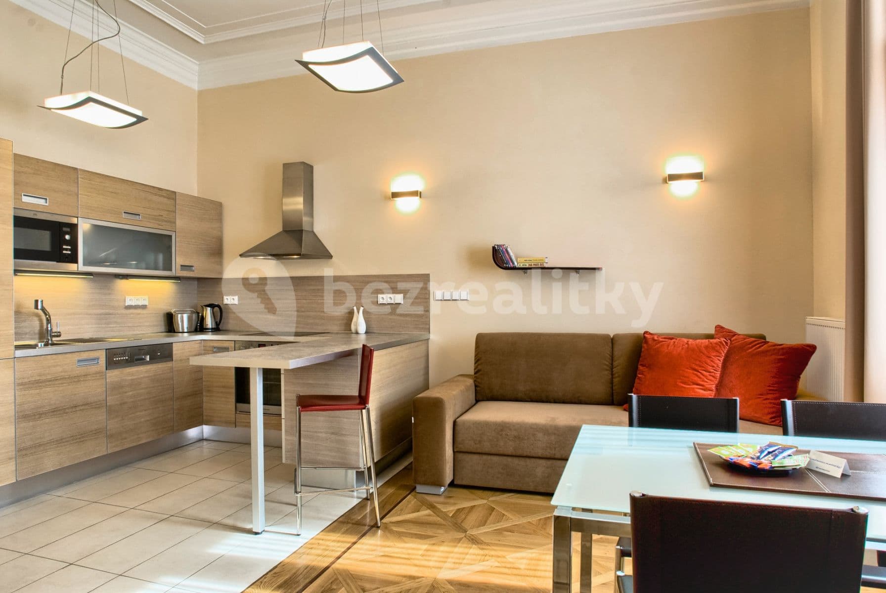 Pronájem bytu  72 m², Karoliny Světlé, Praha, Praha