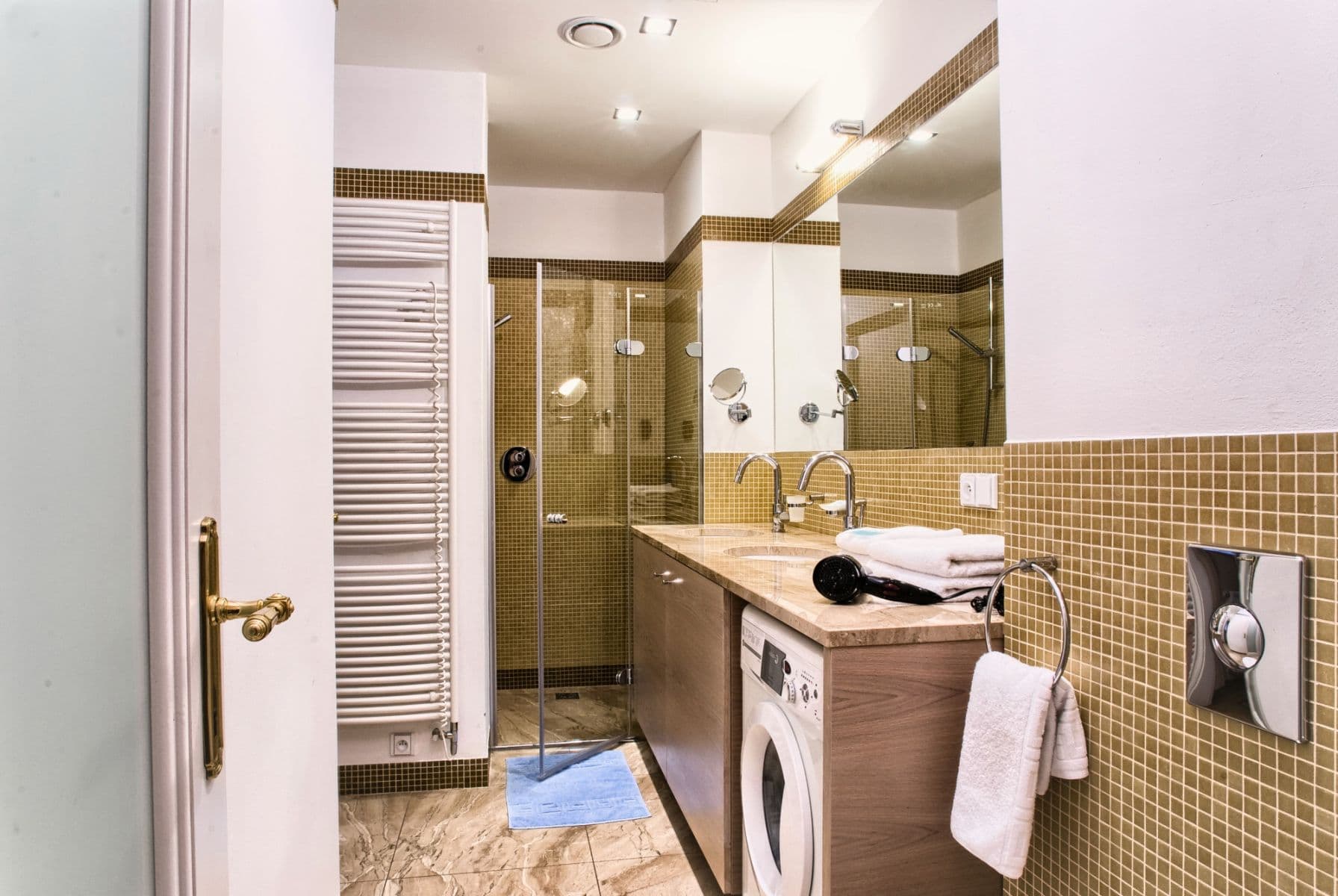 Pronájem bytu  72 m², Karoliny Světlé, Praha, Praha