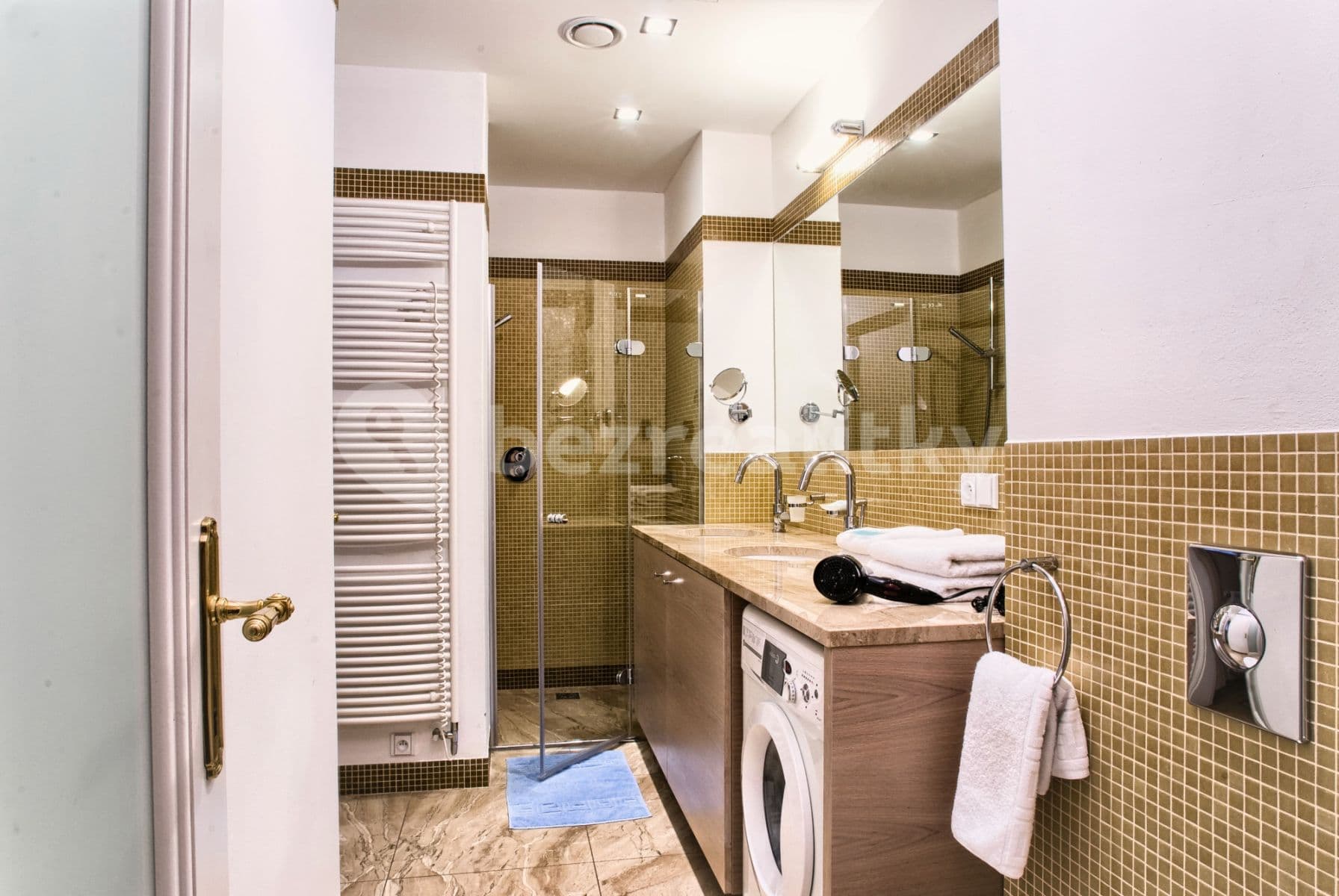Pronájem bytu  72 m², Karoliny Světlé, Praha, Praha