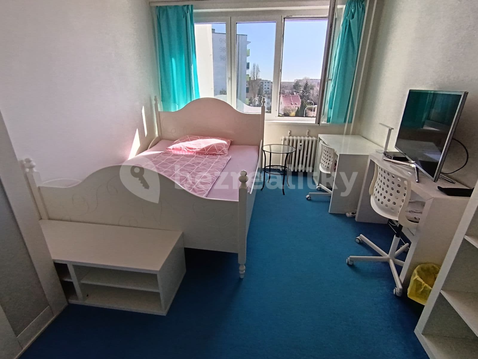Pronájem bytu  80 m², Voskovcova, Praha, Praha
