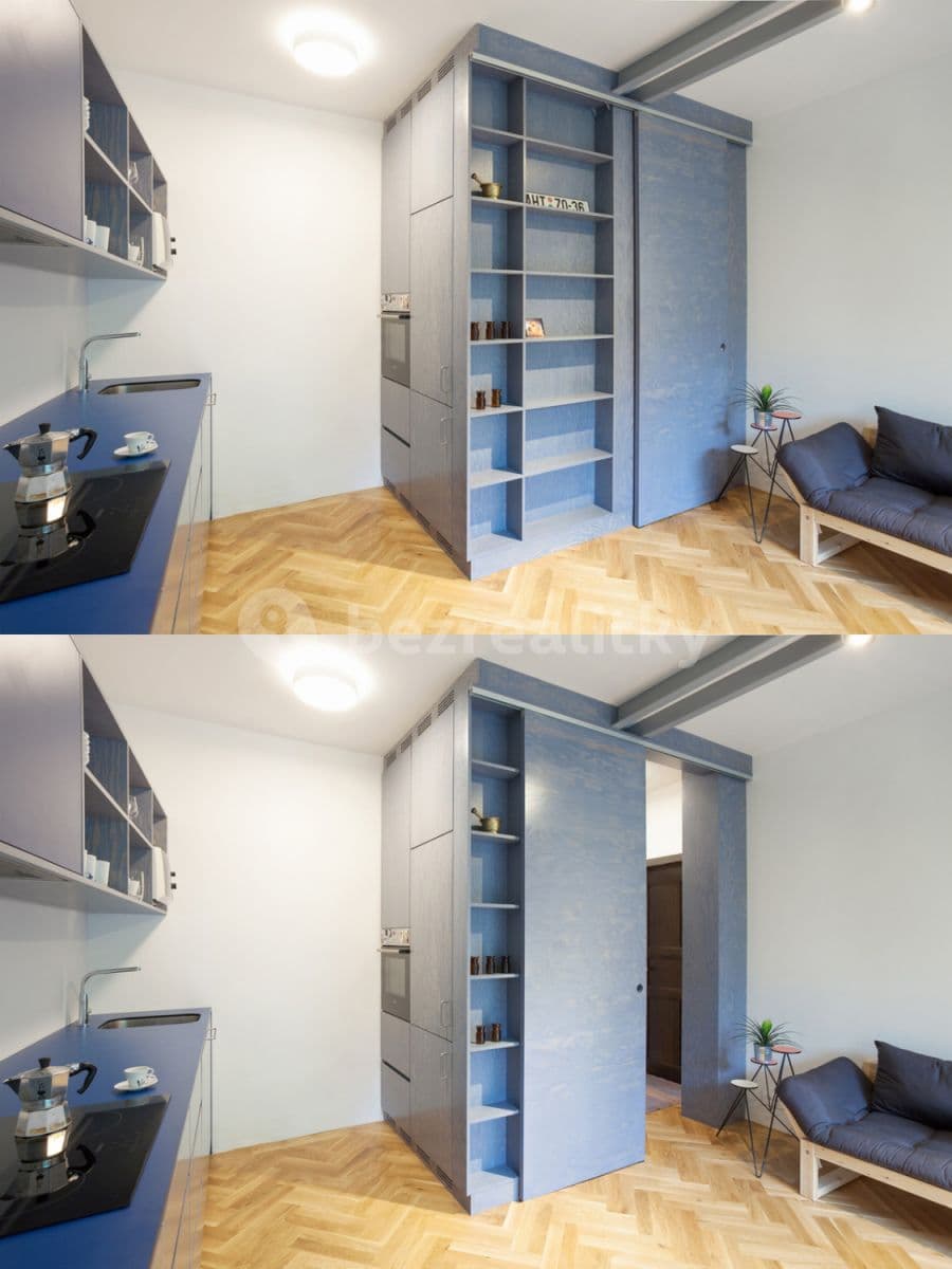 Pronájem bytu  45 m², Pod dvorem, Praha, Praha
