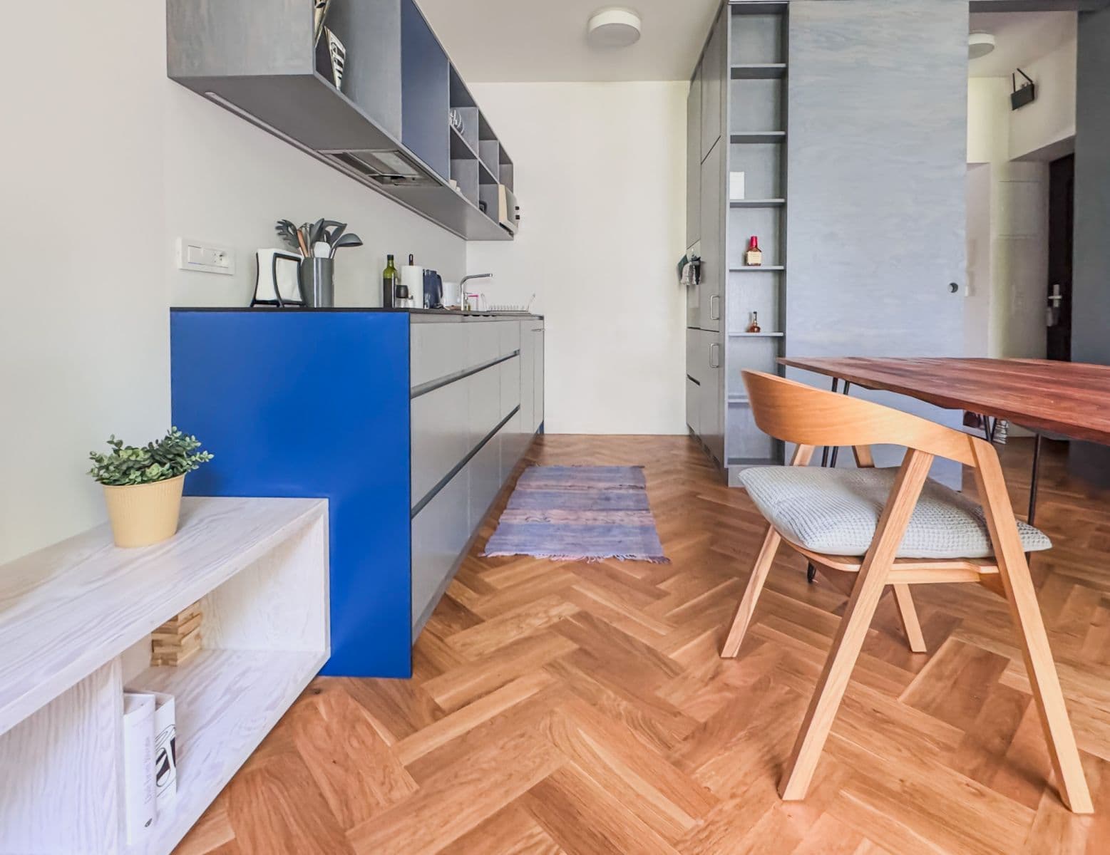 Pronájem bytu  45 m², Pod dvorem, Praha, Praha