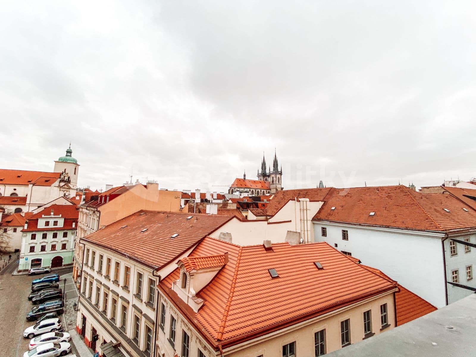 Pronájem bytu  46 m², Masná, Praha, Praha
