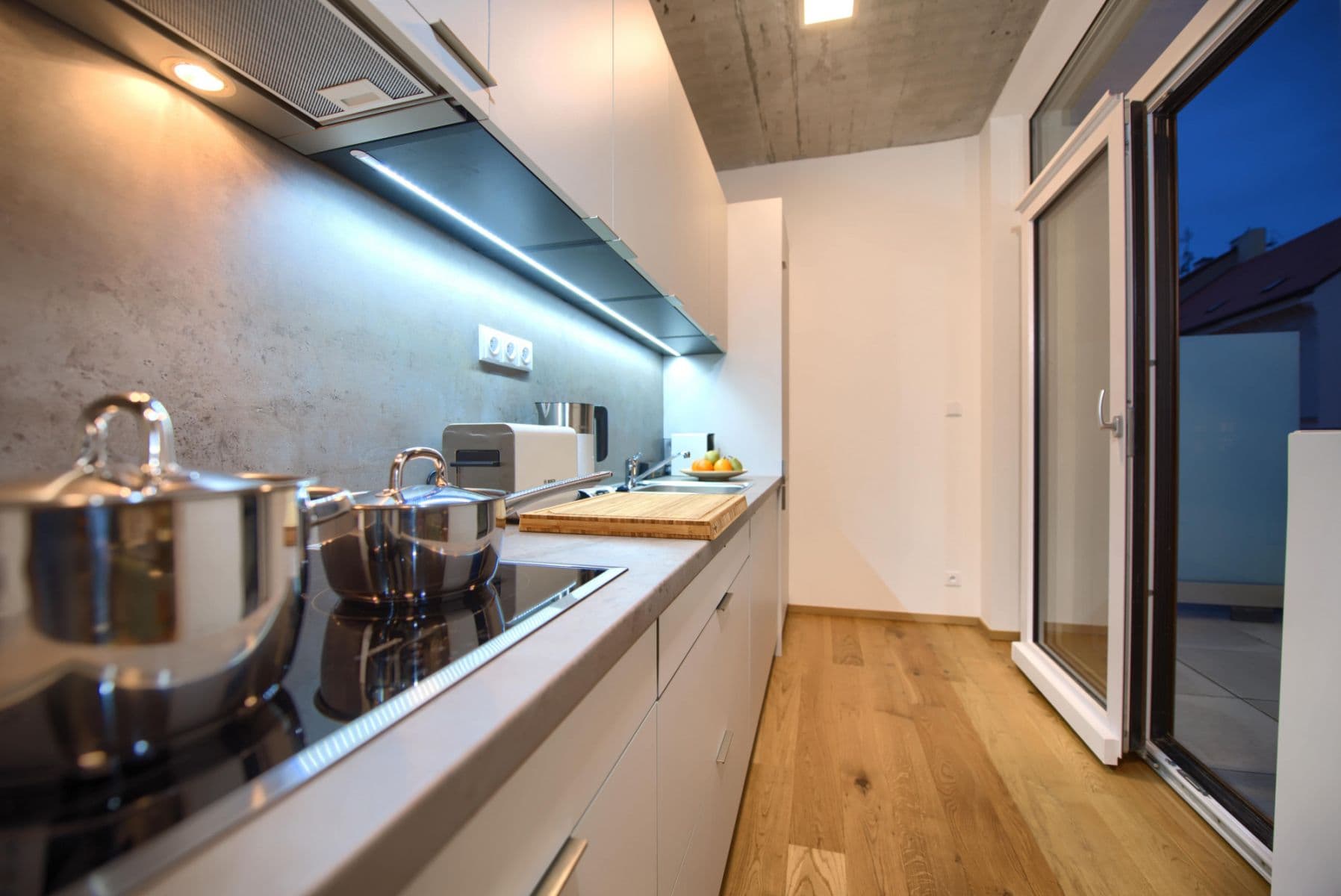 Pronájem bytu  50 m², Soukenická, Praha, Praha