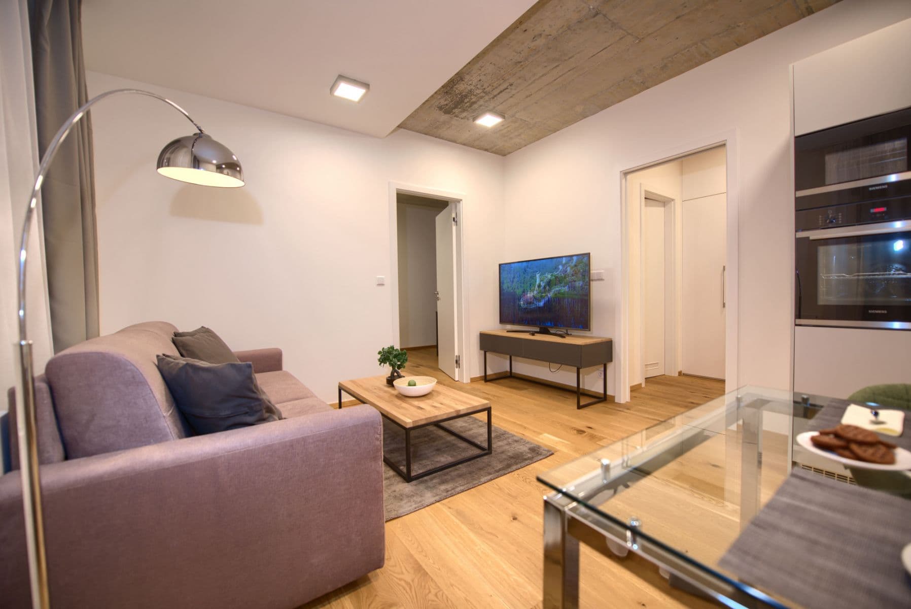 Pronájem bytu  50 m², Soukenická, Praha, Praha