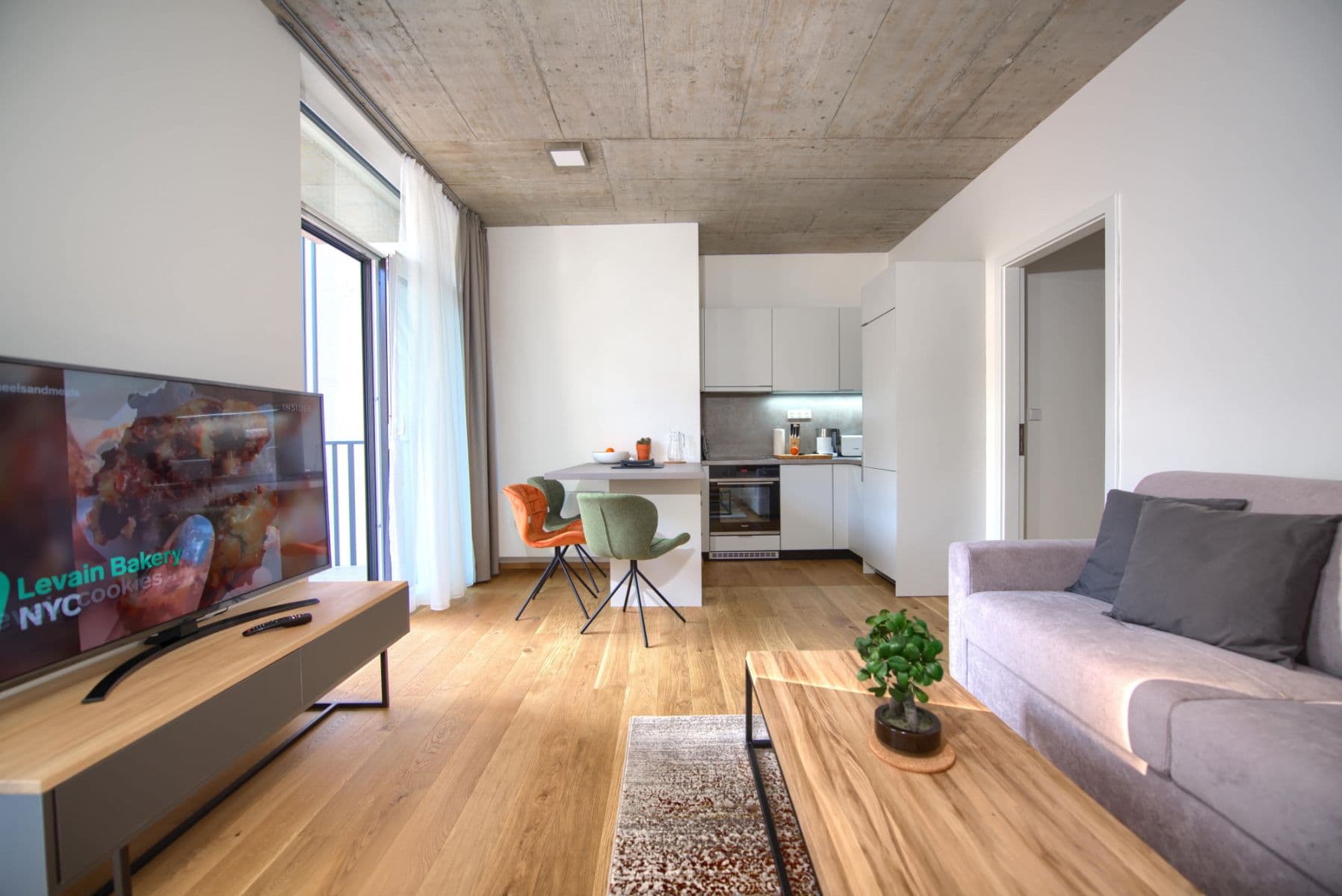 Pronájem bytu  50 m², Soukenická, Praha, Praha