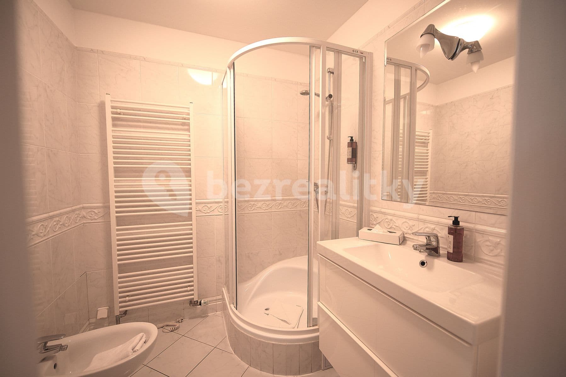 Pronájem bytu  80 m², Dušní, Praha, Praha