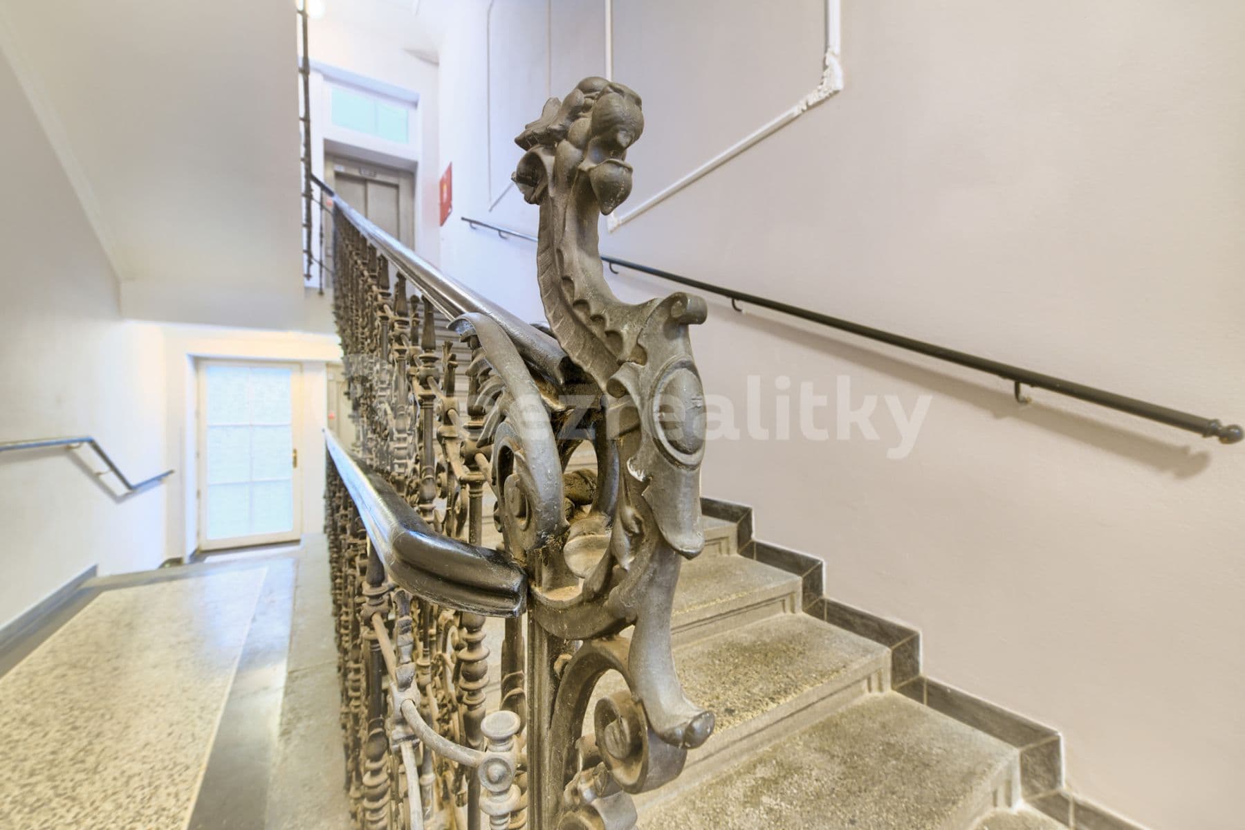 Pronájem bytu  80 m², Dušní, Praha, Praha