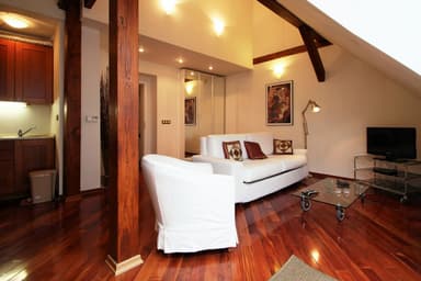 Pronájem bytu  80 m², Dušní, Praha, Praha