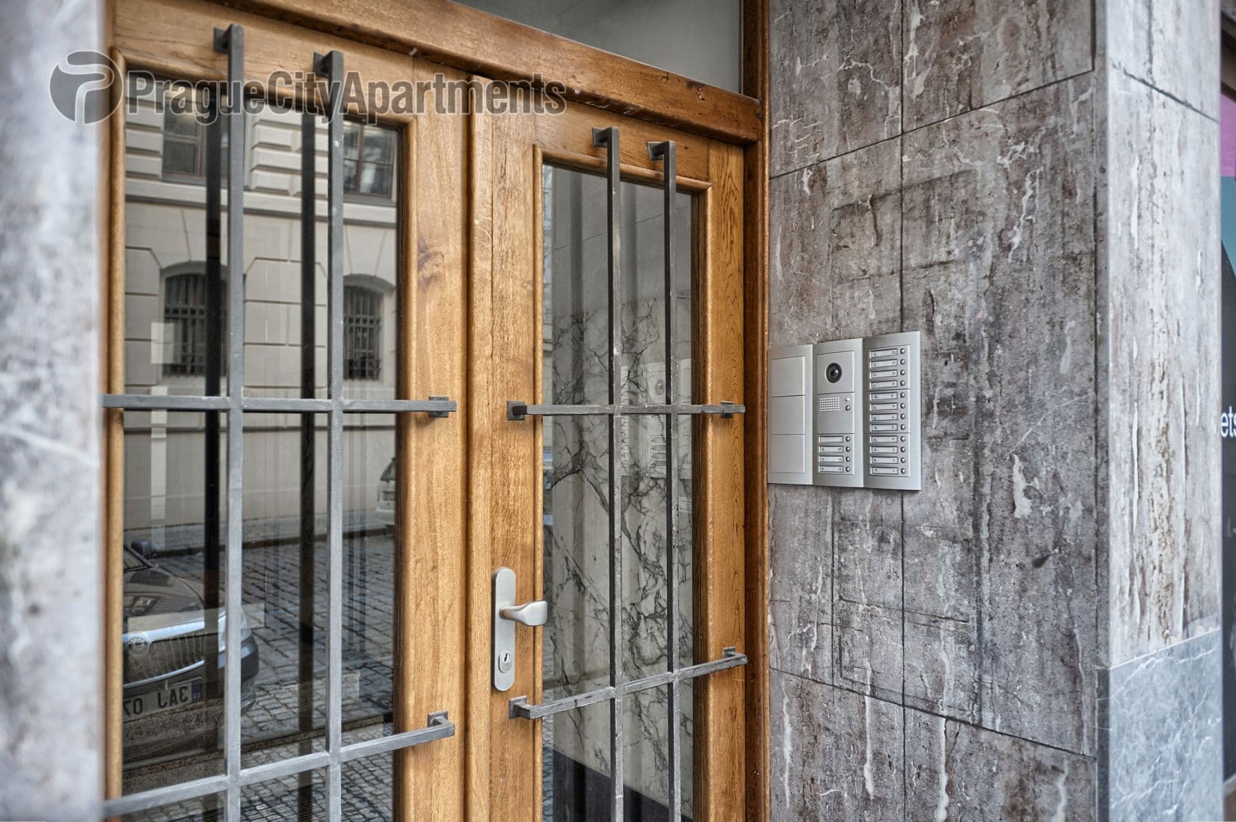 Pronájem bytu  86 m², Krocínova, Praha, Praha