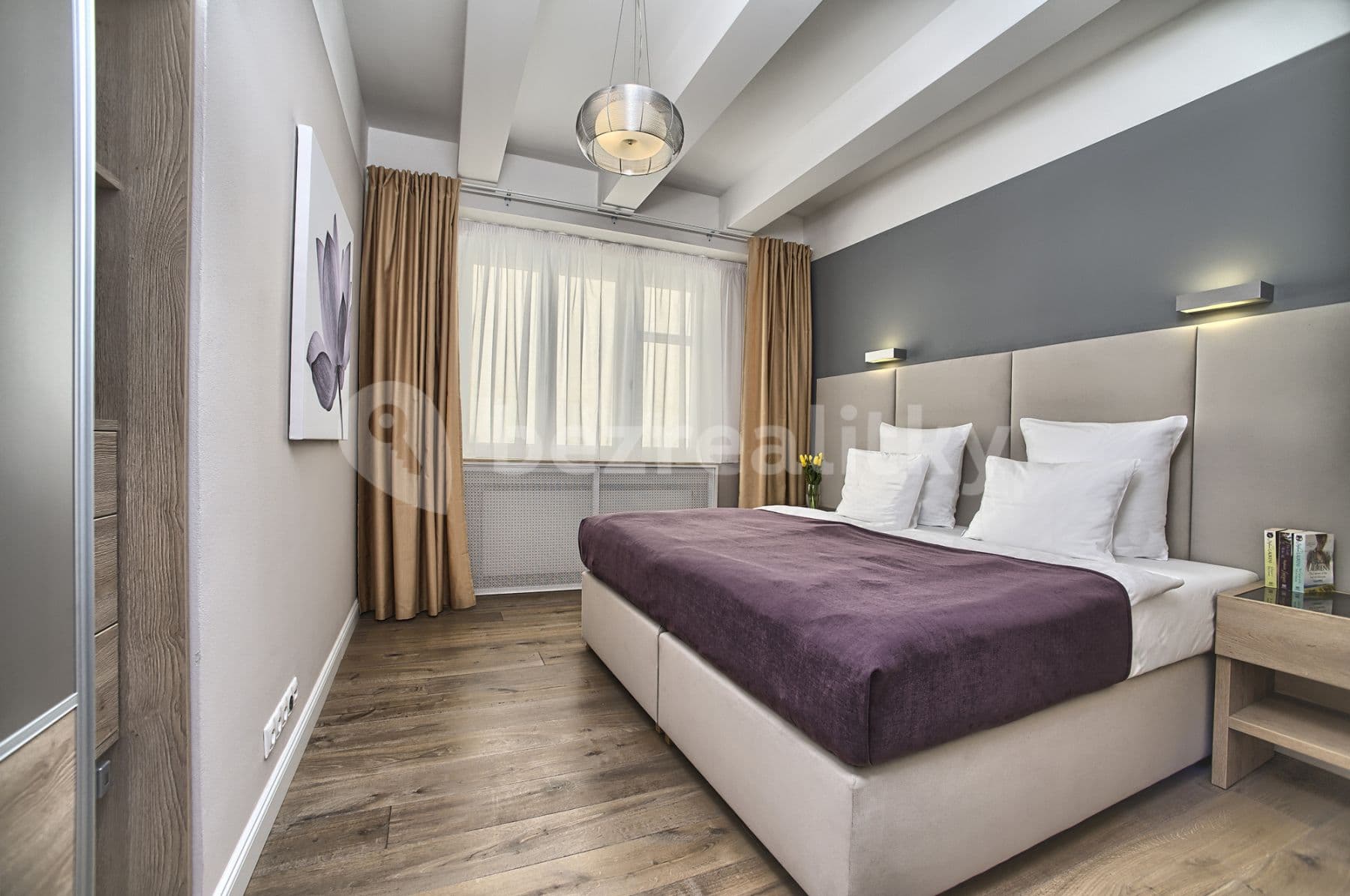 Pronájem bytu  125 m², Krocínova, Praha, Praha
