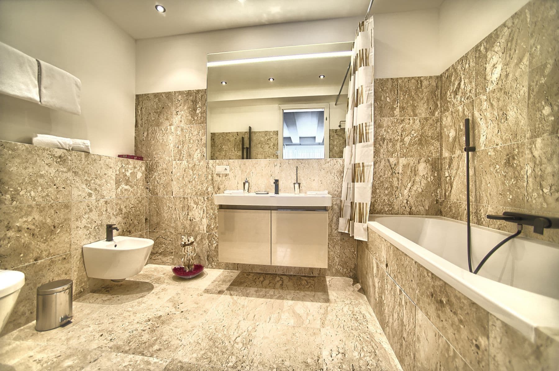 Pronájem bytu  125 m², Krocínova, Praha, Praha
