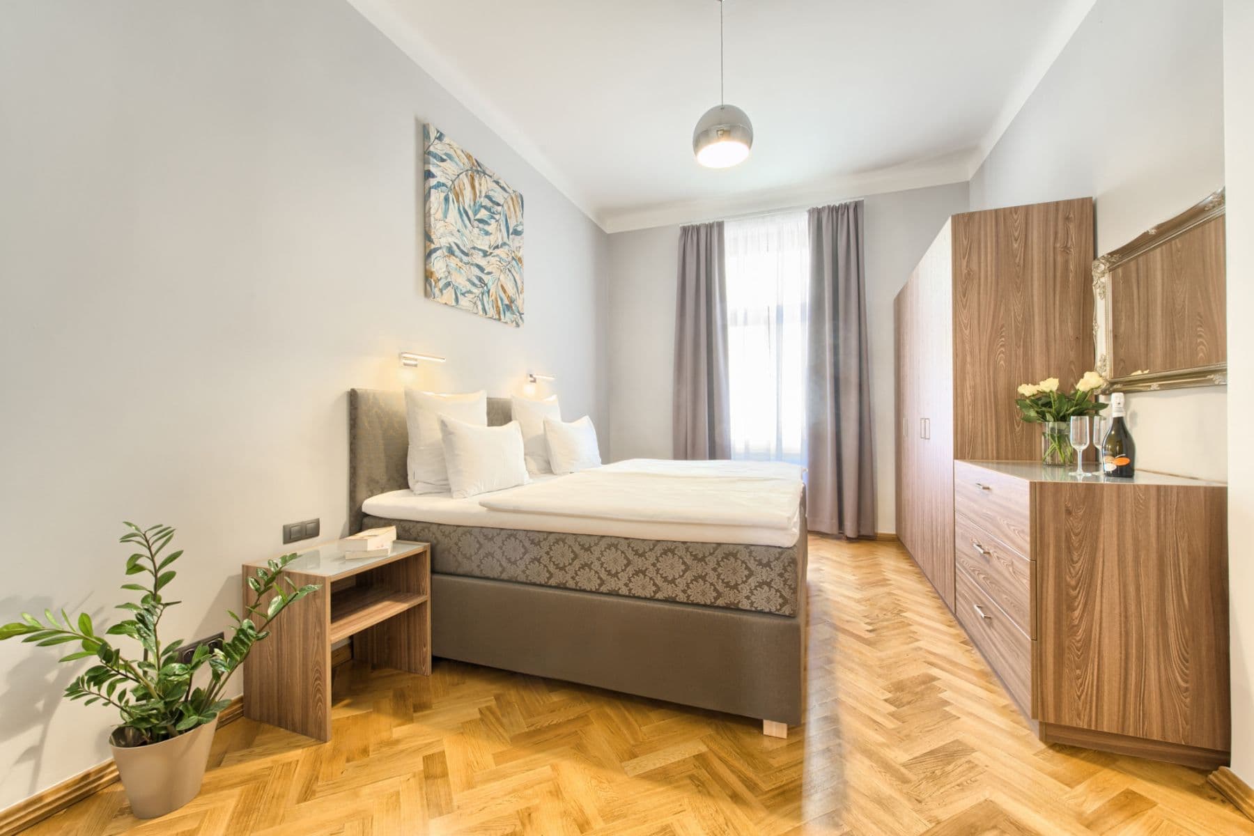 Pronájem bytu  97 m², Dušní, Praha, Praha
