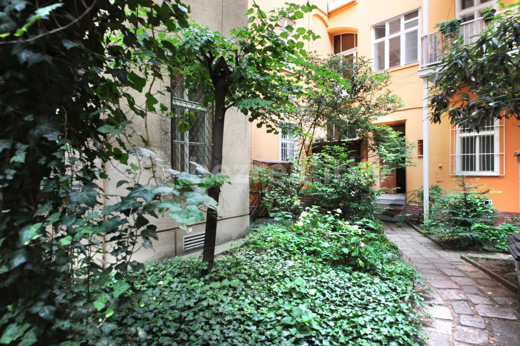 Pronájem bytu  112 m², Ostrovní, Praha, Praha