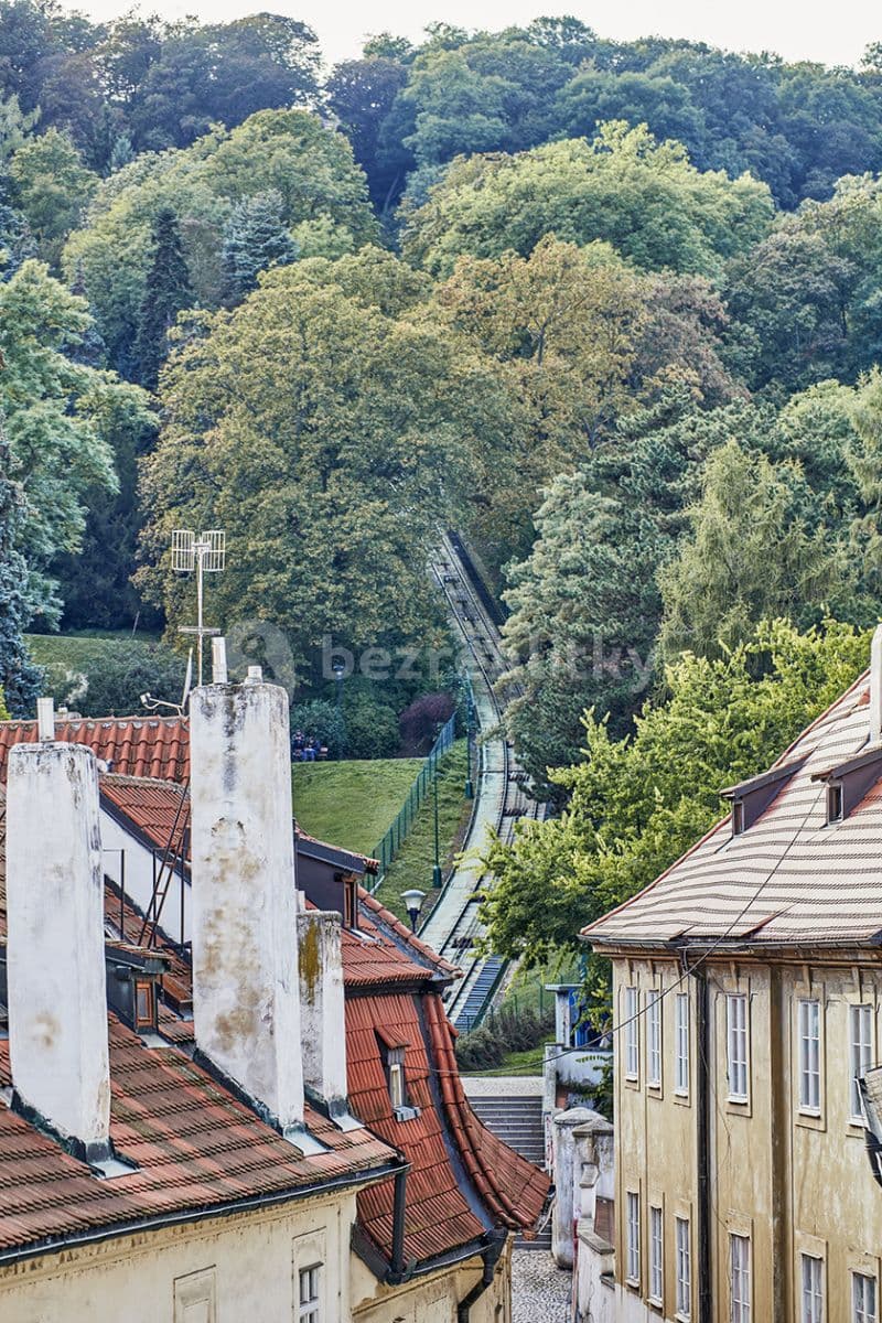 Pronájem bytu  143 m², Újezd, Praha, Praha
