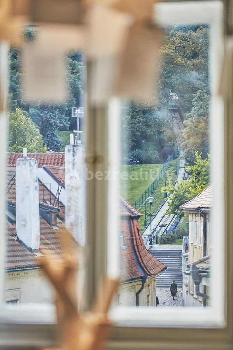 Pronájem bytu  143 m², Újezd, Praha, Praha