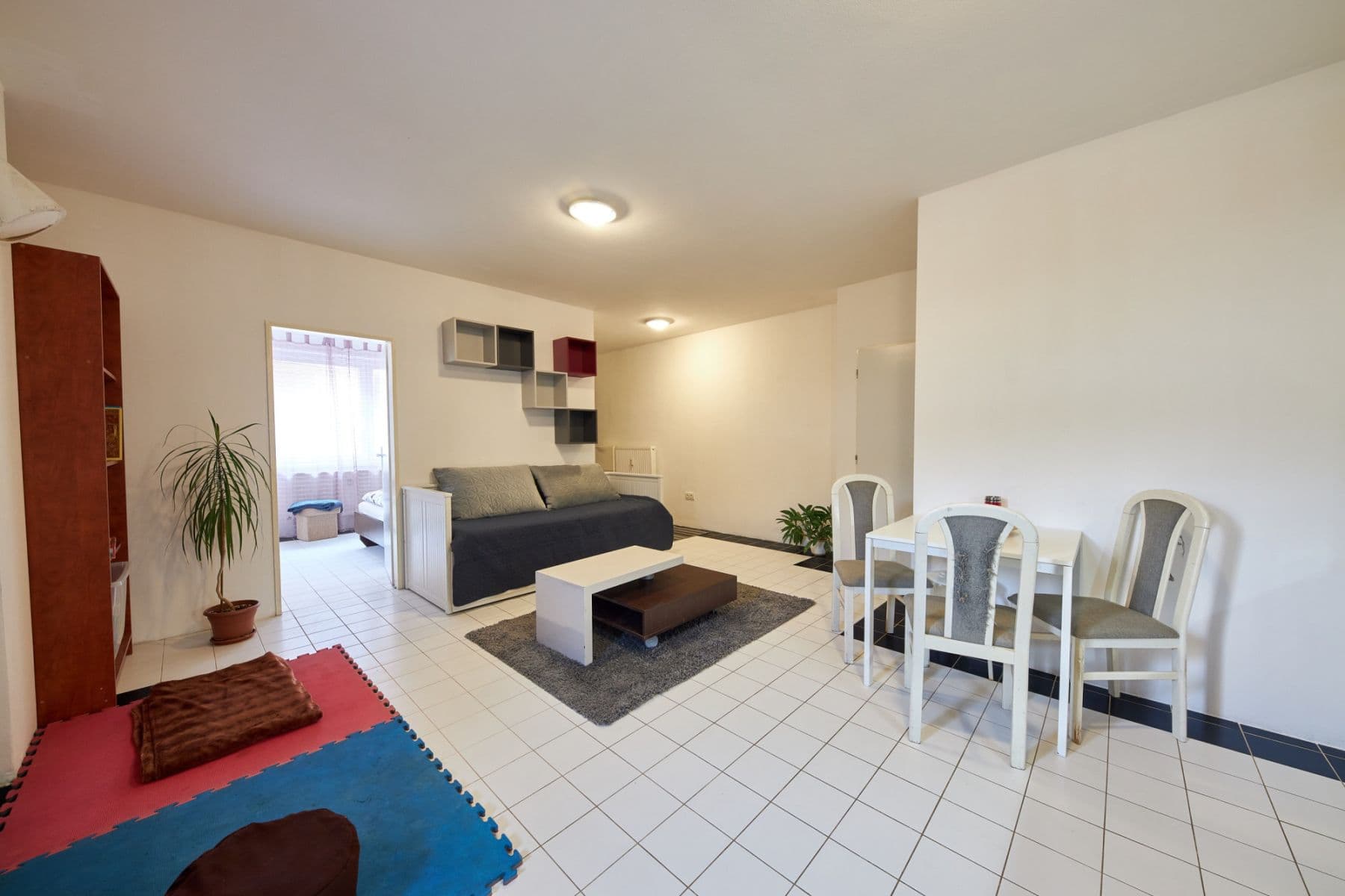 Pronájem bytu  58 m², Hradská, Vrakuňa, Bratislavský kraj