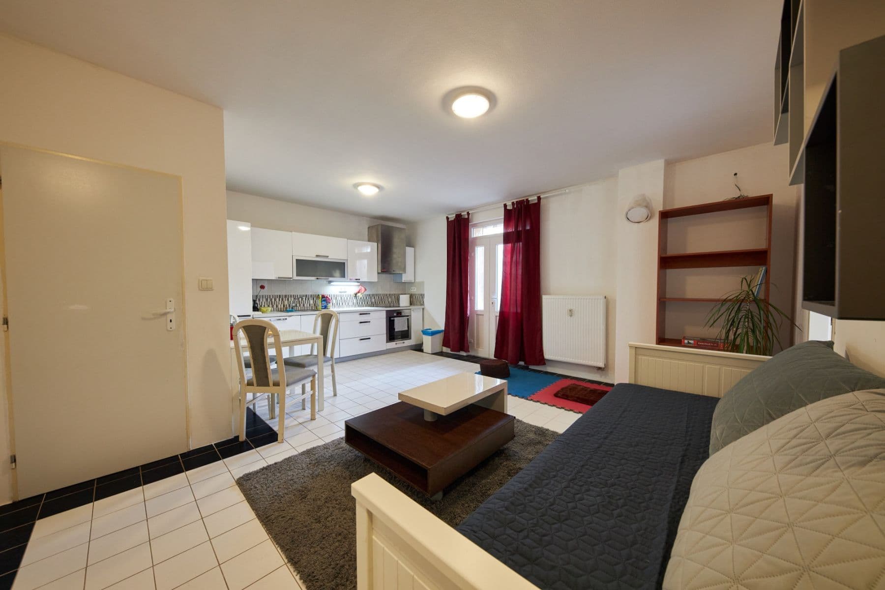 Pronájem bytu  58 m², Hradská, Vrakuňa, Bratislavský kraj