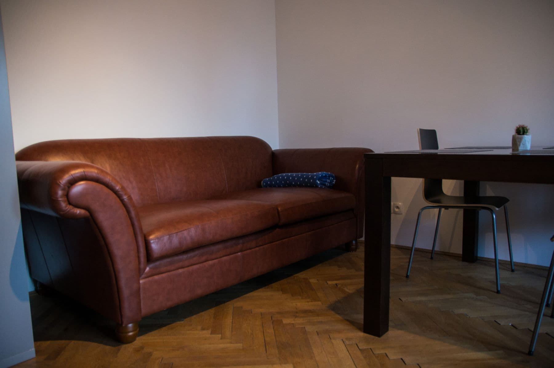 Pronájem bytu  50 m², Kúpeľná, Bratislava - mestská časť Staré Mesto, Bratislavský kraj