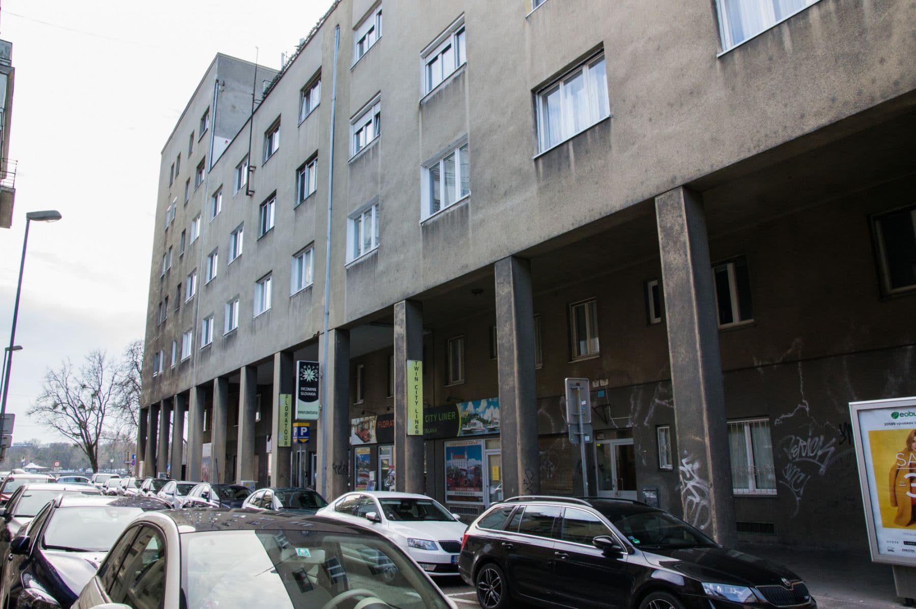Pronájem bytu  55 m², Kúpeľná, Bratislava - mestská časť Staré Mesto, Bratislavský kraj
