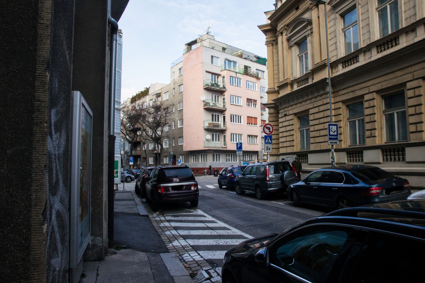 Pronájem bytu  55 m², Kúpeľná, Bratislava - mestská časť Staré Mesto, Bratislavský kraj