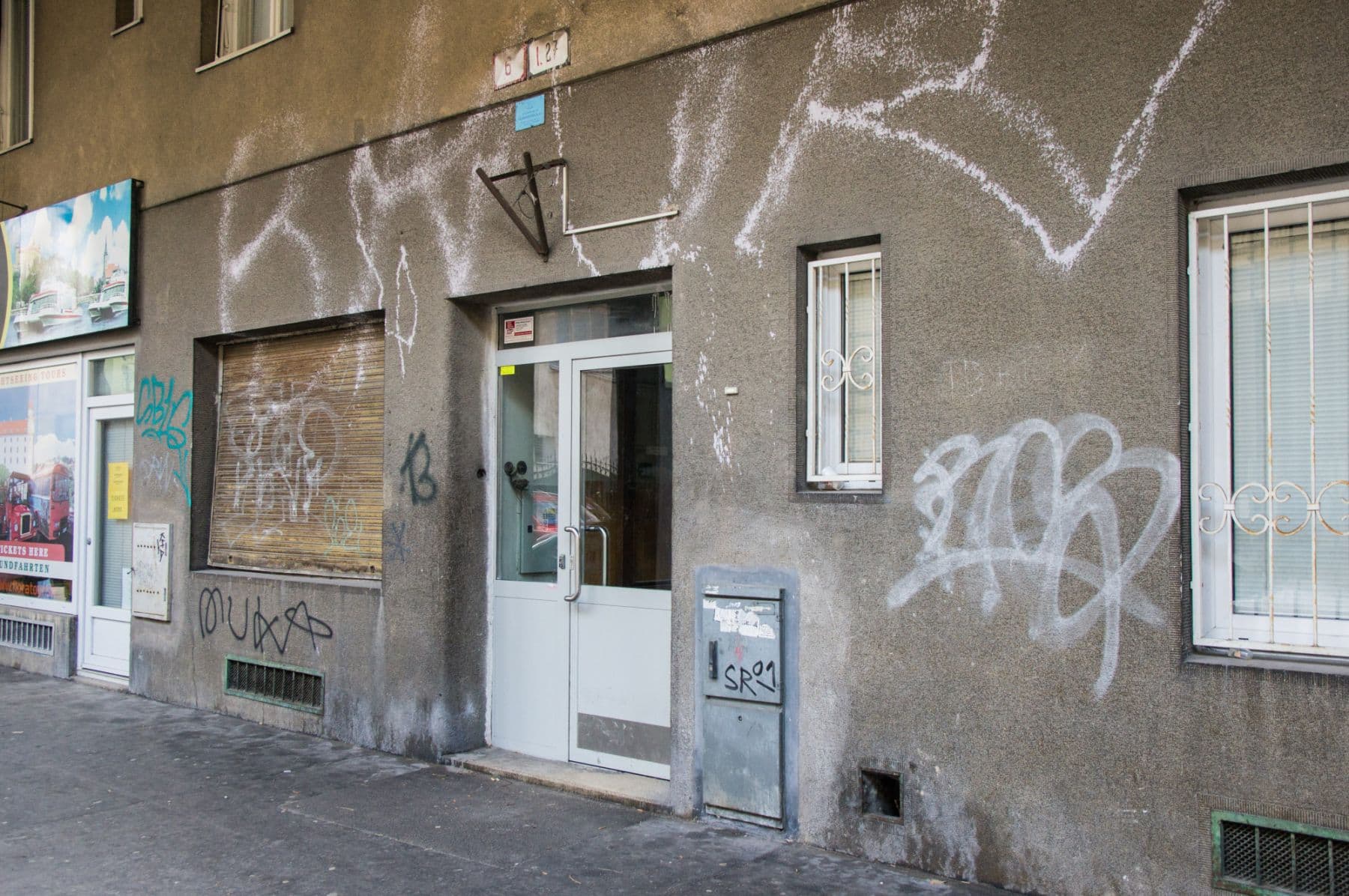 Pronájem bytu  55 m², Kúpeľná, Bratislava - mestská časť Staré Mesto, Bratislavský kraj