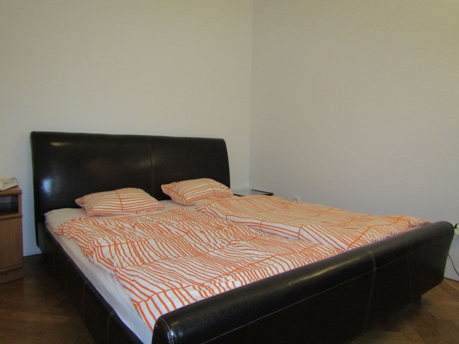 Pronájem bytu  43 m², Gorkého, Bratislava - mestská časť Staré Mesto, Bratislavský kraj