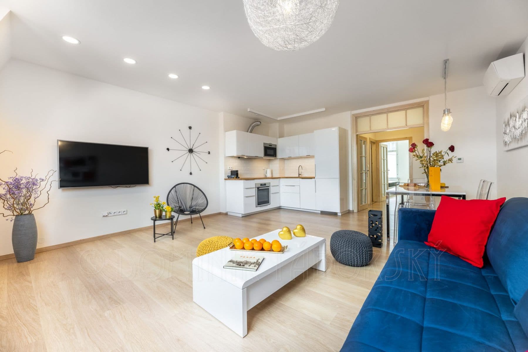 Pronájem bytu  70 m², Karlova, Praha, Praha