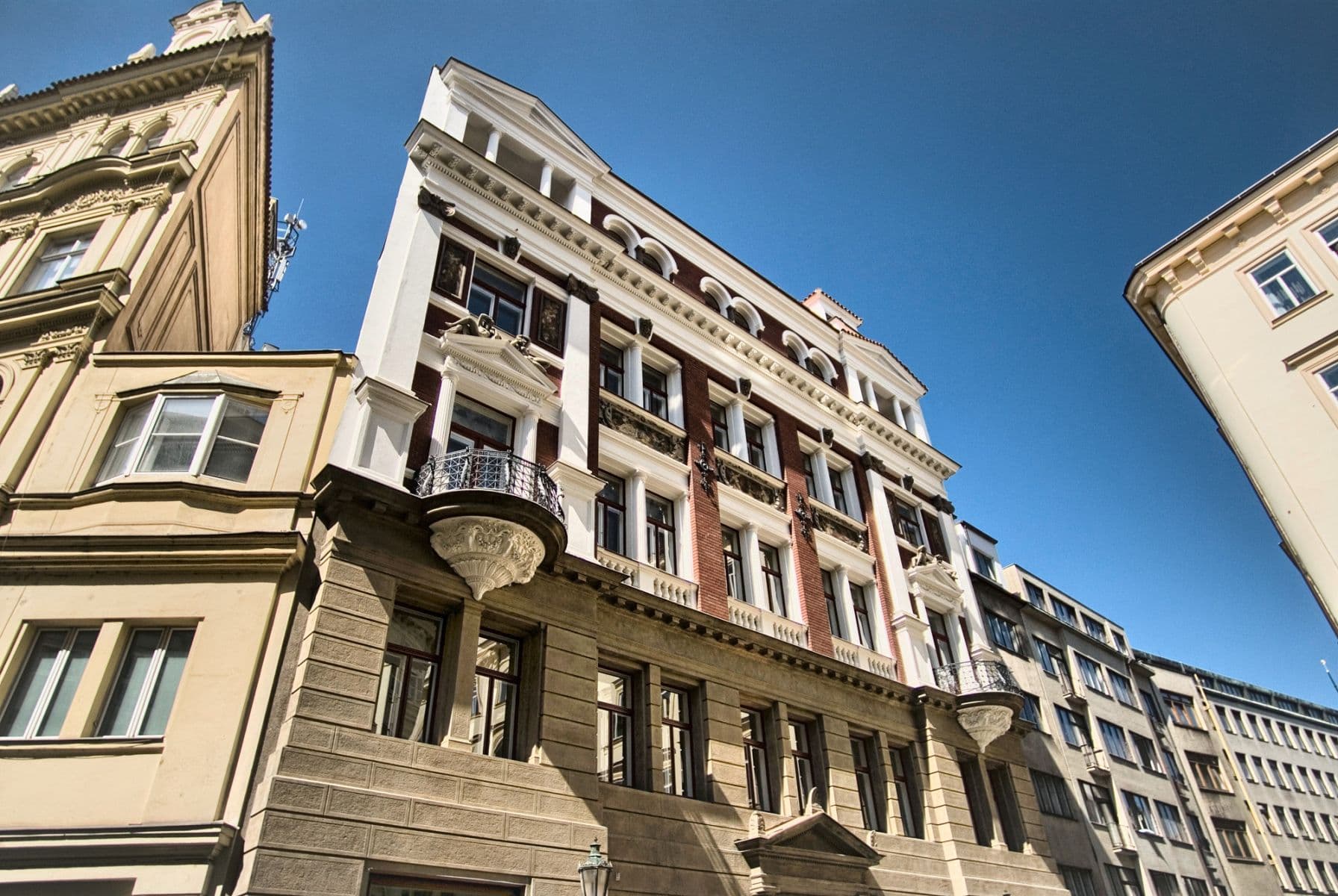 Pronájem bytu  80 m², Karoliny Světlé, Praha, Praha