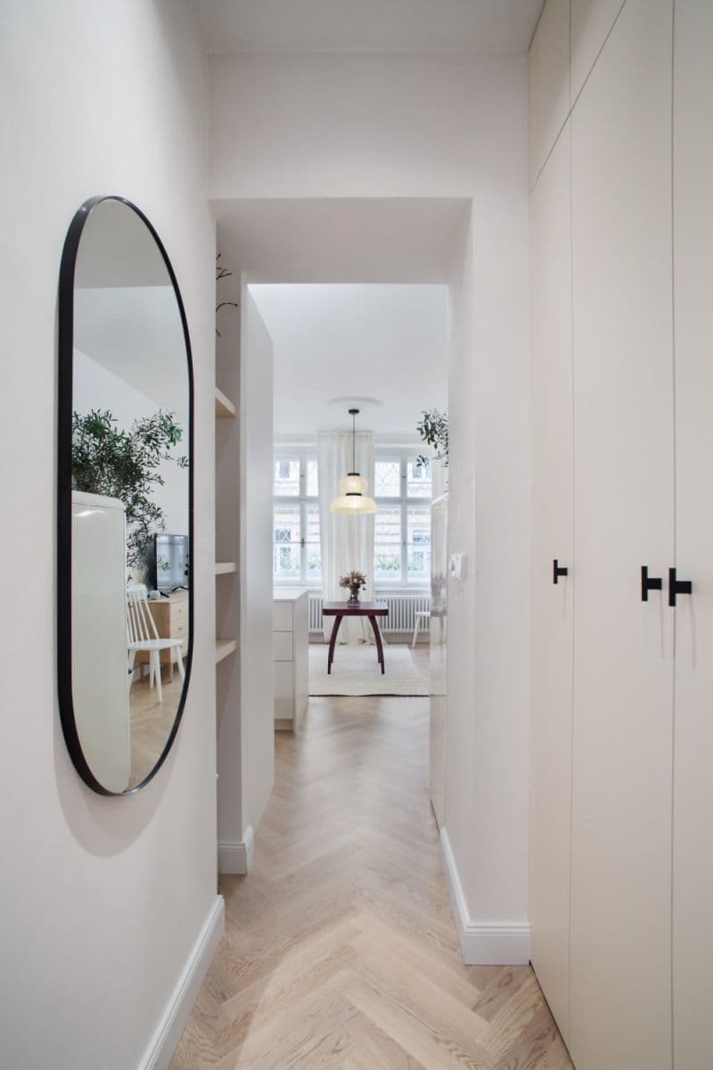 Pronájem bytu  35 m², Sevastopolská, Praha, Praha