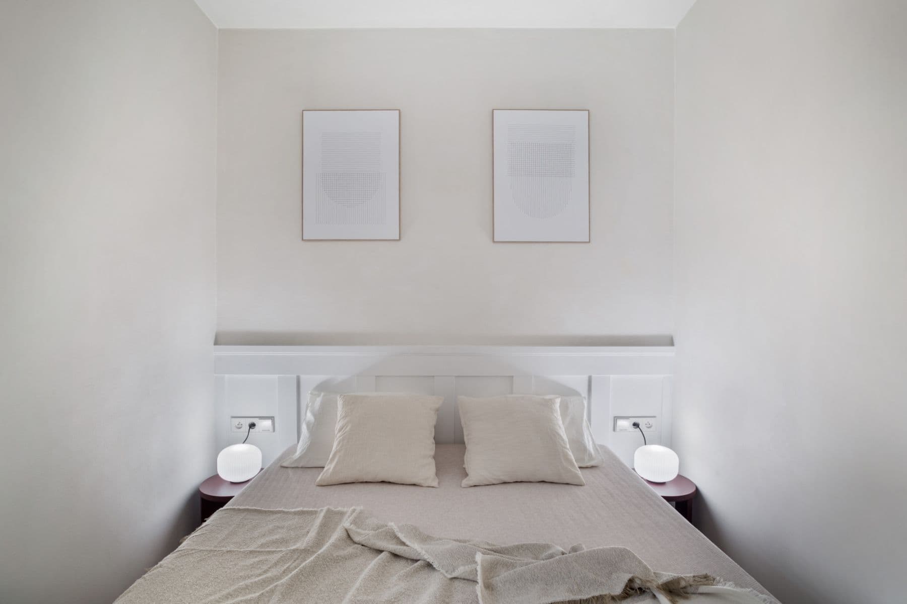 Pronájem bytu  35 m², Sevastopolská, Praha, Praha