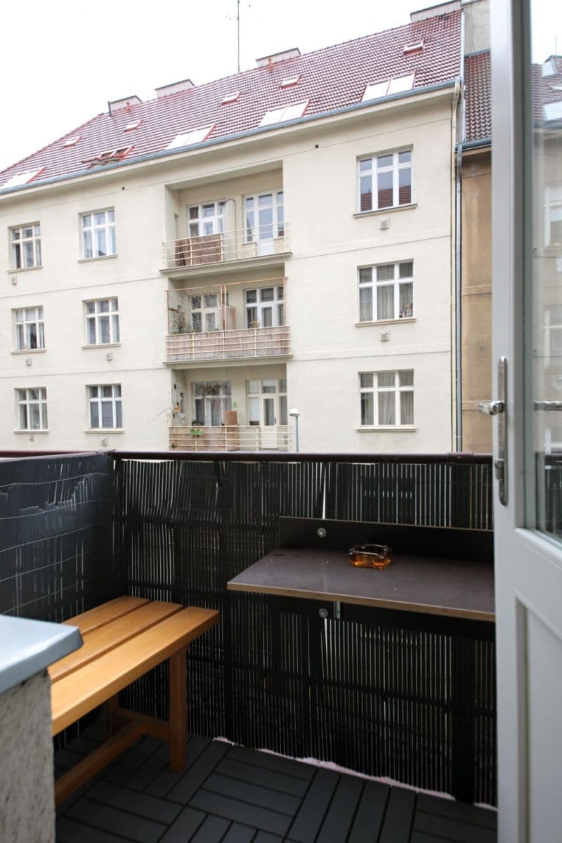 Pronájem bytu  56 m², Slovinská, Praha, Praha