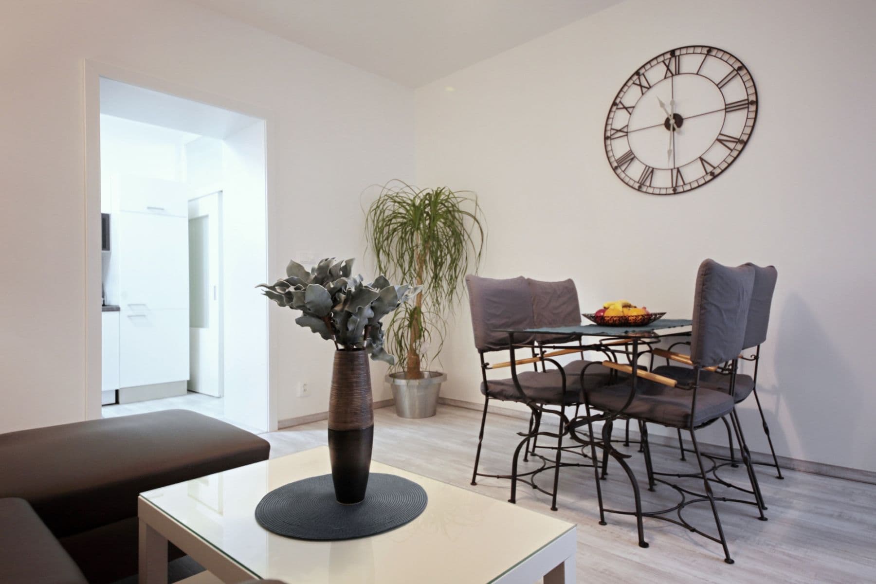 Pronájem bytu  56 m², Slovinská, Praha, Praha