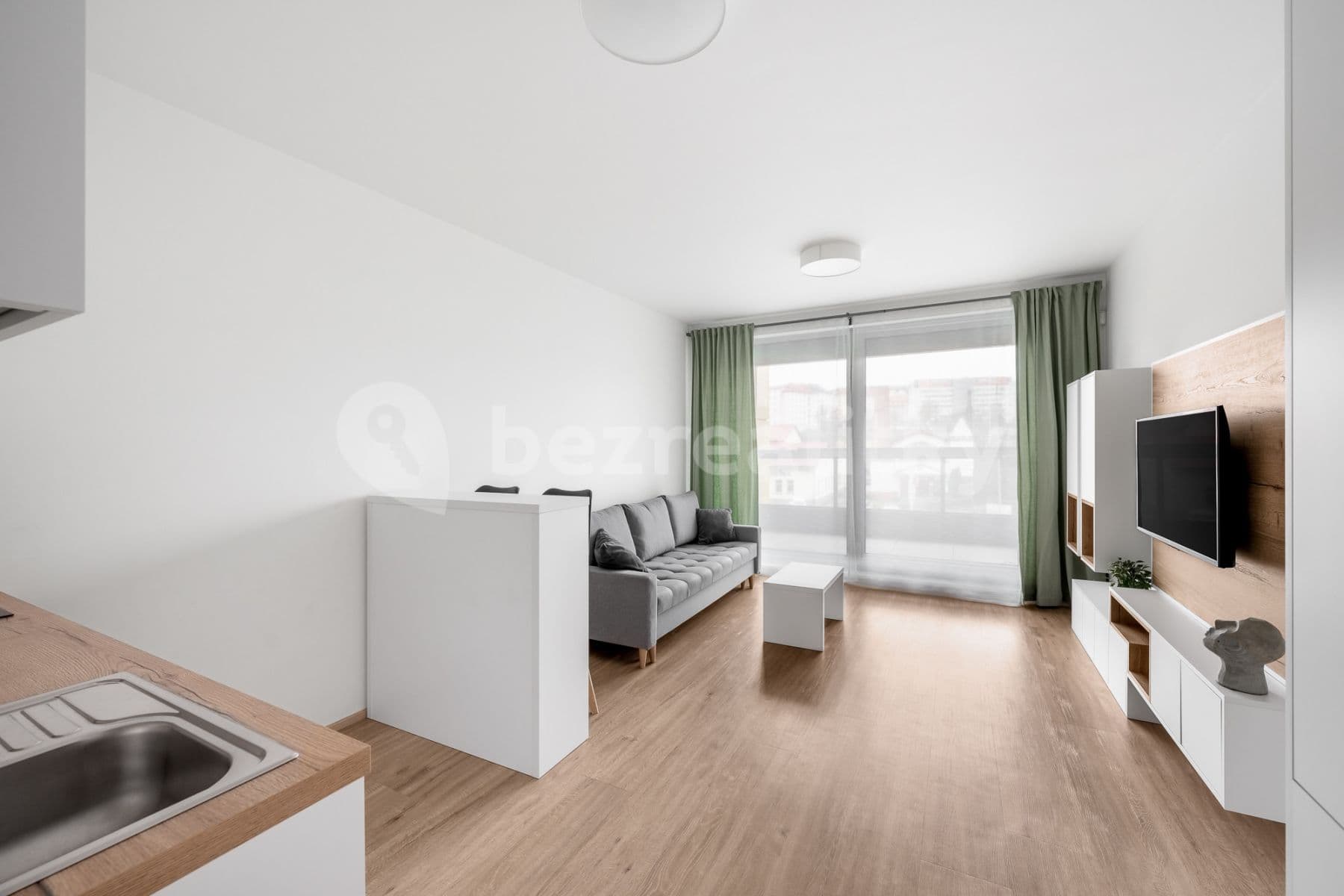 Pronájem bytu  34 m², Kurta Konráda, Praha, Praha