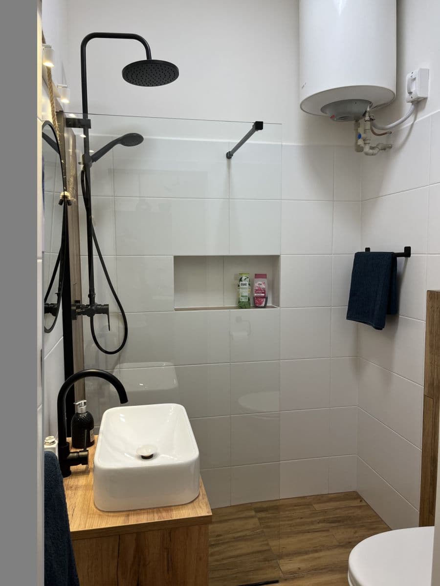 Pronájem bytu  32 m², Nad Kolčavkou A, Praha, Praha