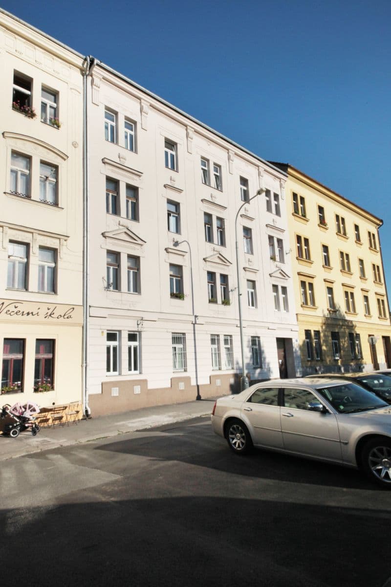 Pronájem bytu  32 m², Nad Kolčavkou A, Praha, Praha