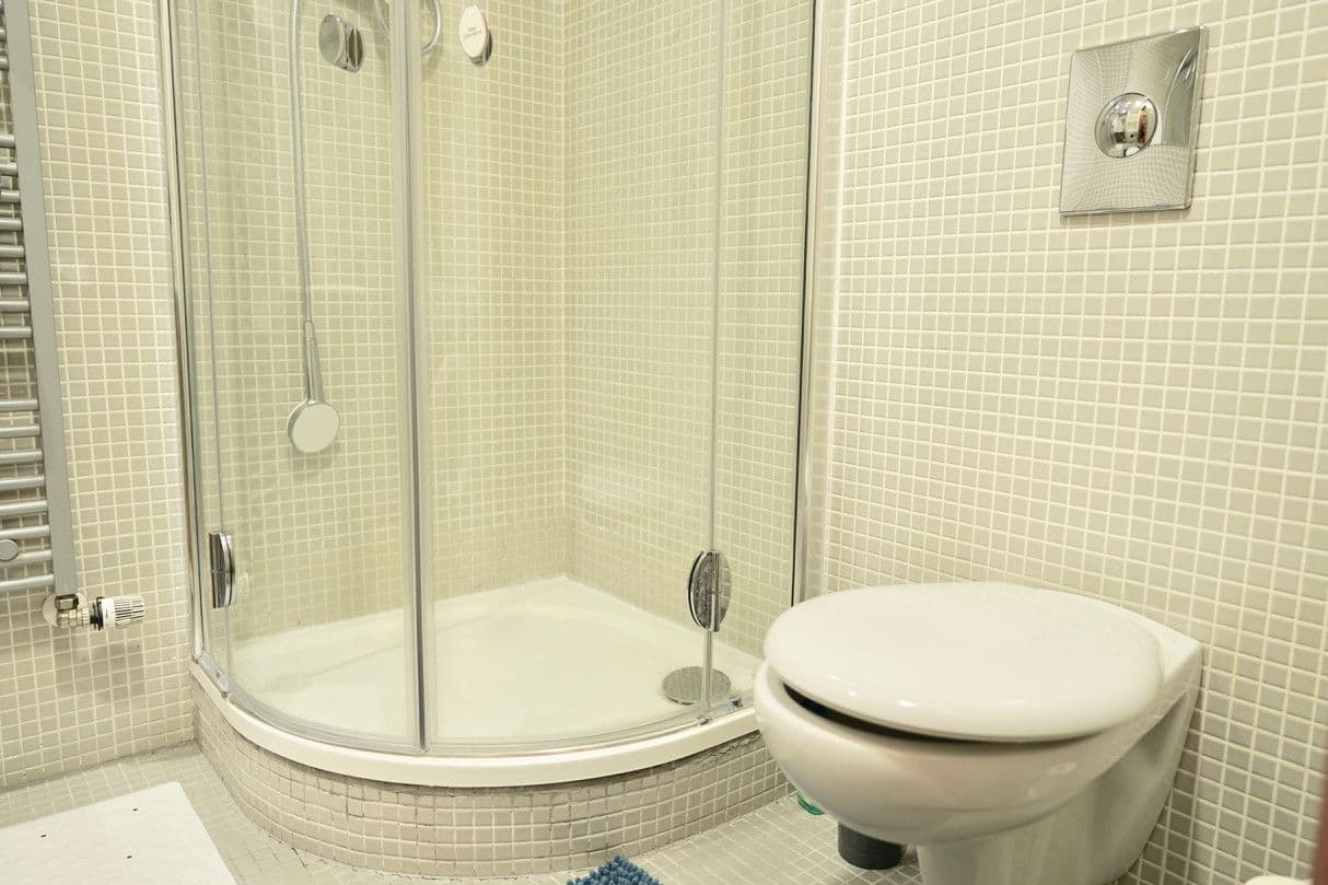 Pronájem bytu  29 m², Korunní, Praha, Praha