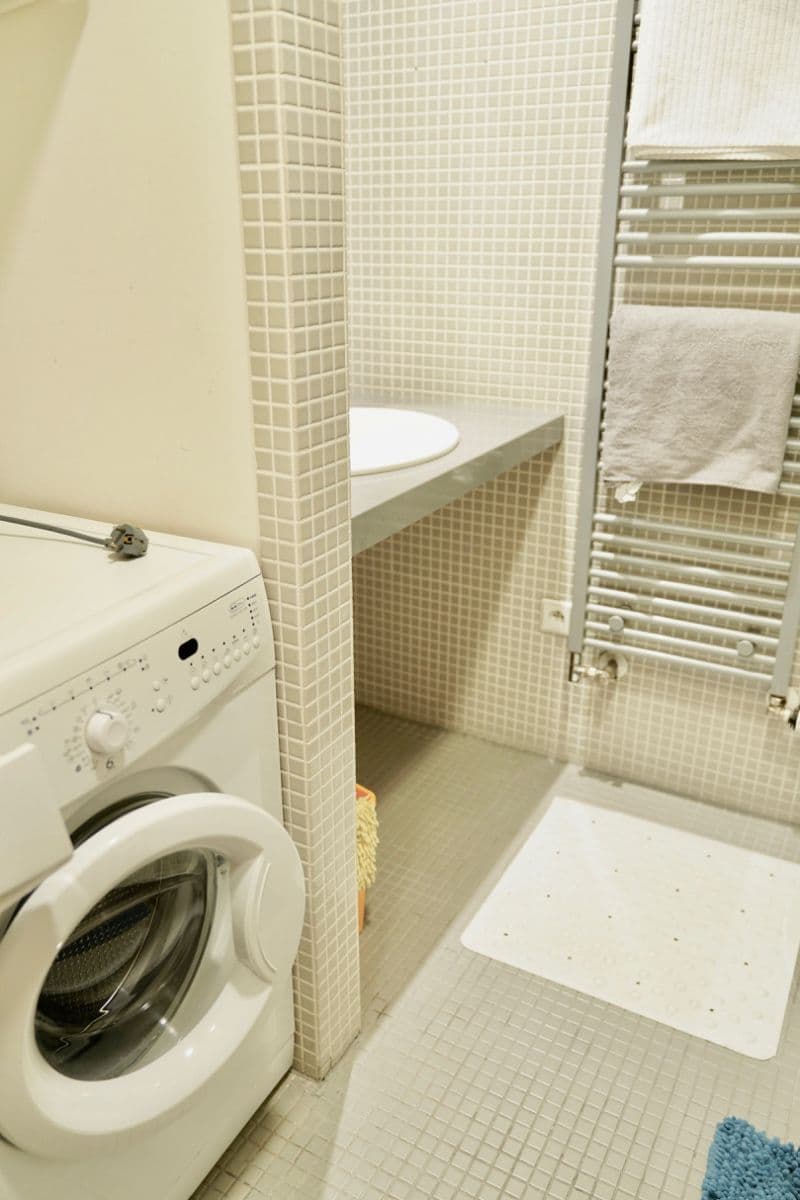 Pronájem bytu  29 m², Korunní, Praha, Praha