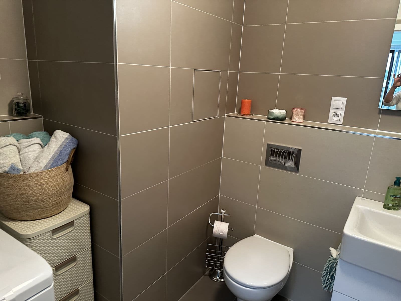 Pronájem bytu  37 m², Učňovská, Praha, Praha