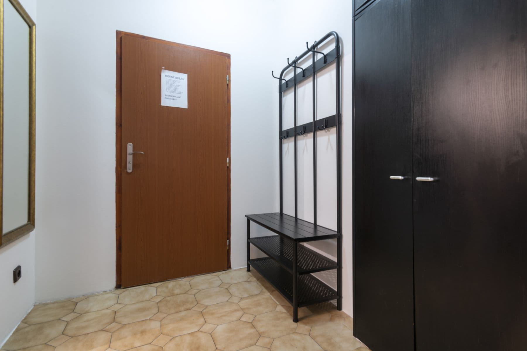 Pronájem bytu  40 m², Šporkova, Praha, Praha