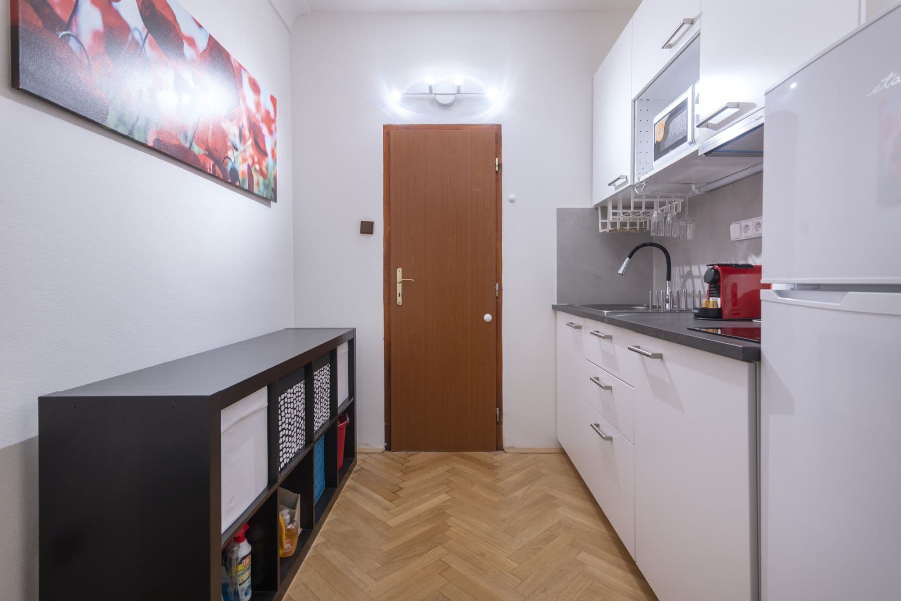 Pronájem bytu  40 m², Šporkova, Praha, Praha