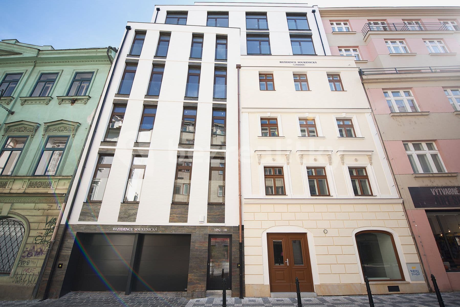 Pronájem bytu  90 m², Soukenická, Praha, Praha