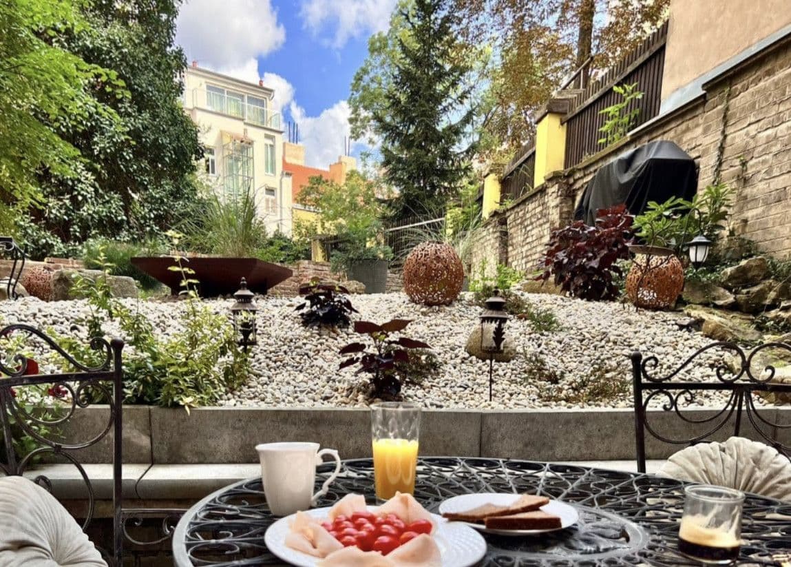Pronájem bytu  70 m², U Rajské zahrady, Praha, Praha